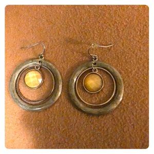 Circle drop earrings